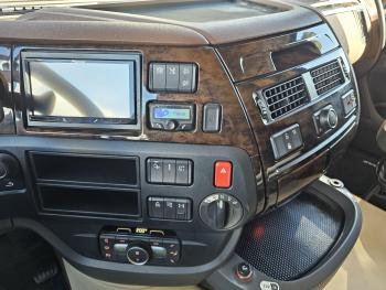 DAF XF 530 SSC 6x2 VDL HOOKLIFT 660 cm